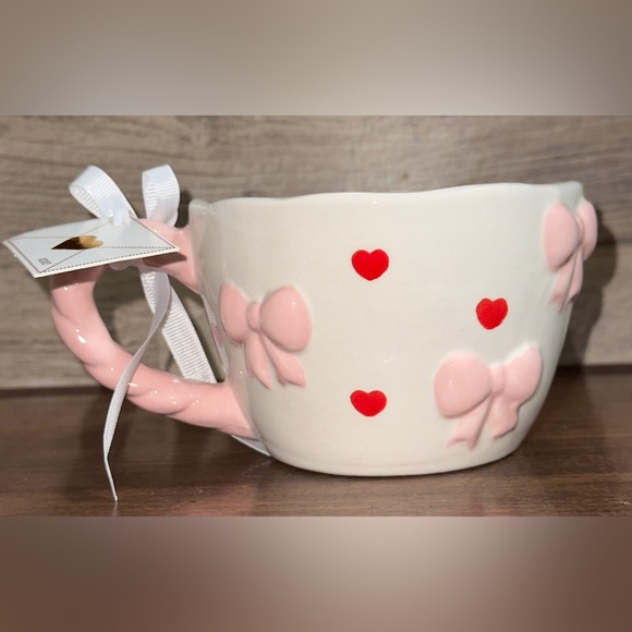 Super Cute Ceramic Mug with Red Hearts ❤️  and Pink Bows 🎀  Valentines Day - Picture 4 of 10